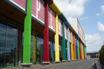 ผนังอาคารพ่นสี powder coating